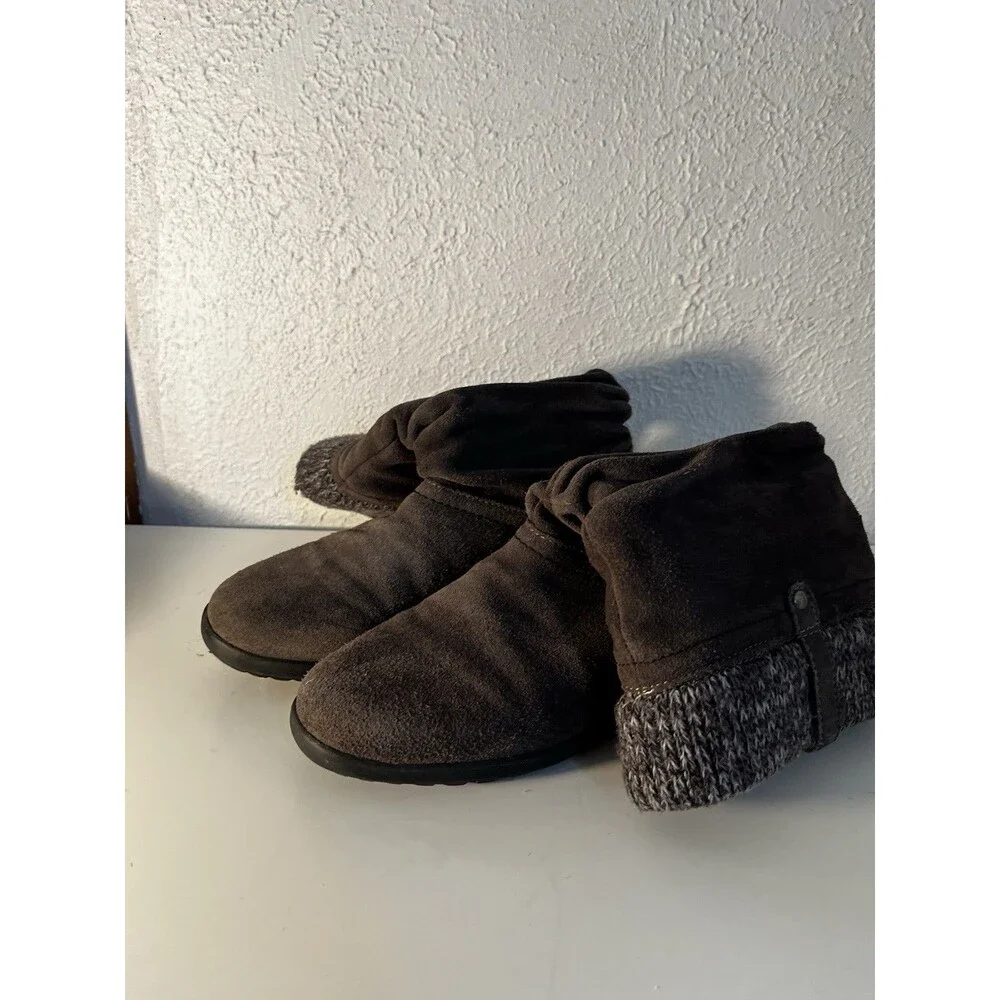 Cougar Vicari Suede Knit Collar Ankle Boots - Chocolate Brown Size 8M